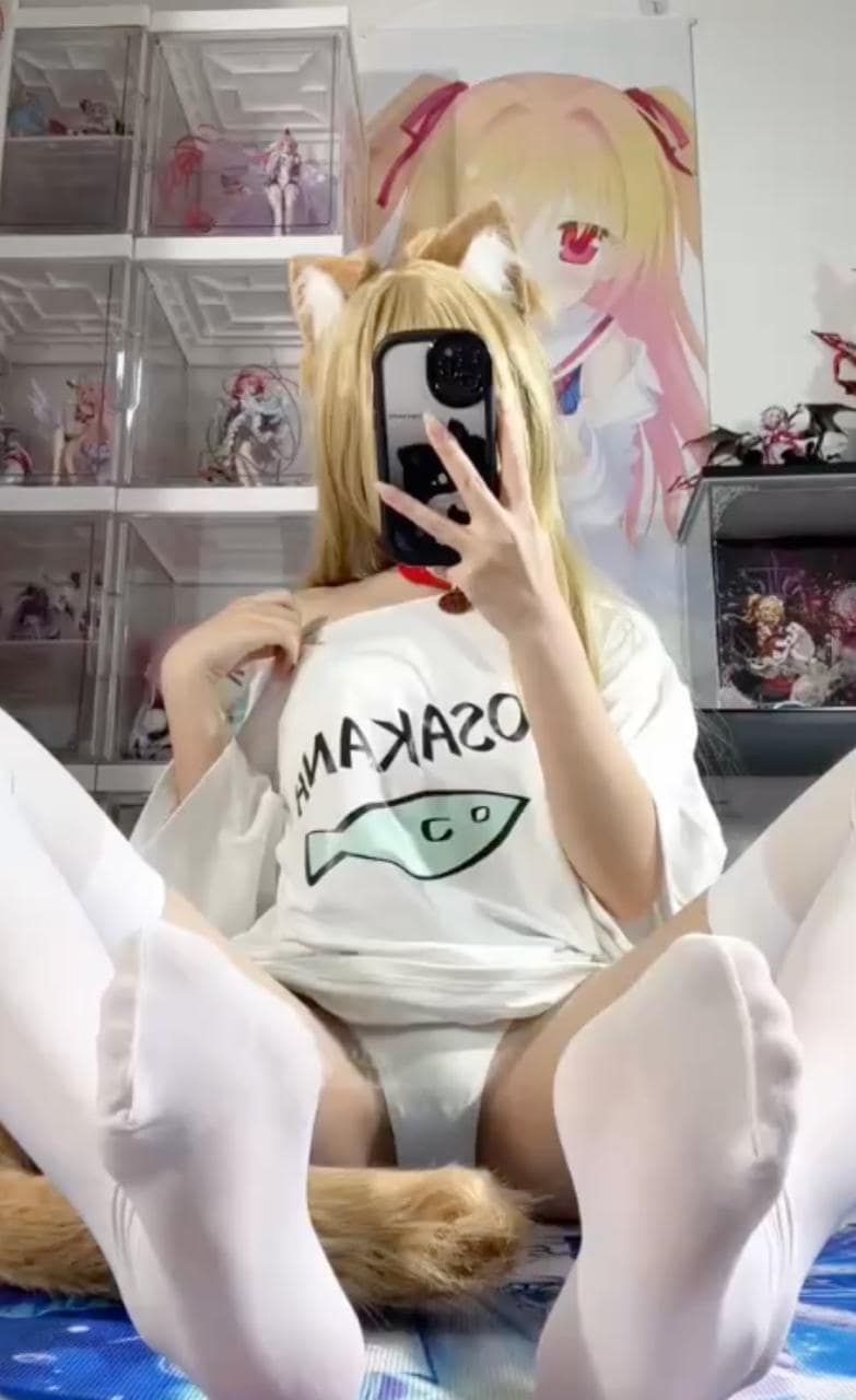 白栎Shirly白丝足拍内幕,双马尾萝莉反差细节太顶 完整视频在线播放