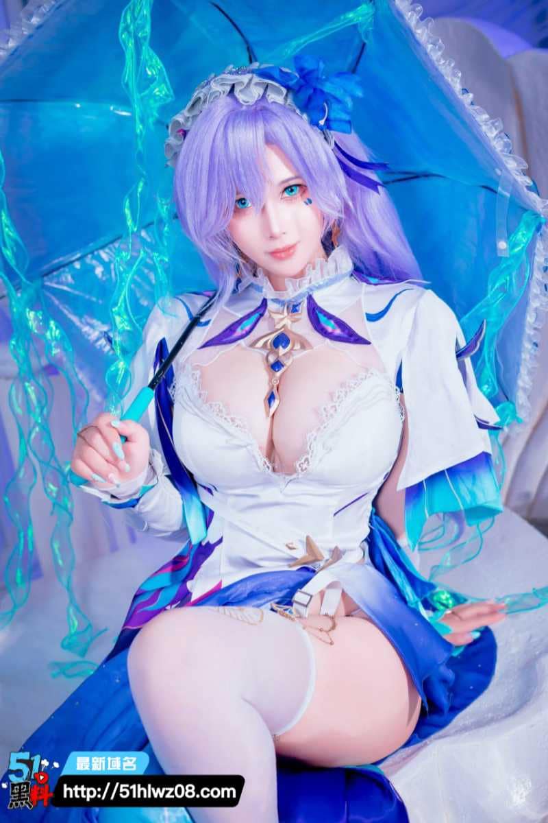 Pyoncos看着像清纯Coser私下玩这么野丨紧身衣勾勒曲线太顶了 福利