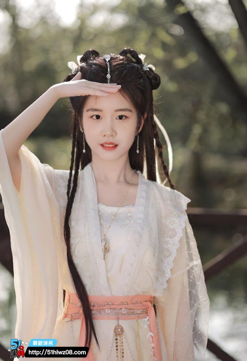 许敏敏看着像汉服小仙女私下竟然这么野丨南通极品反差3P大乱斗 3P多人运动