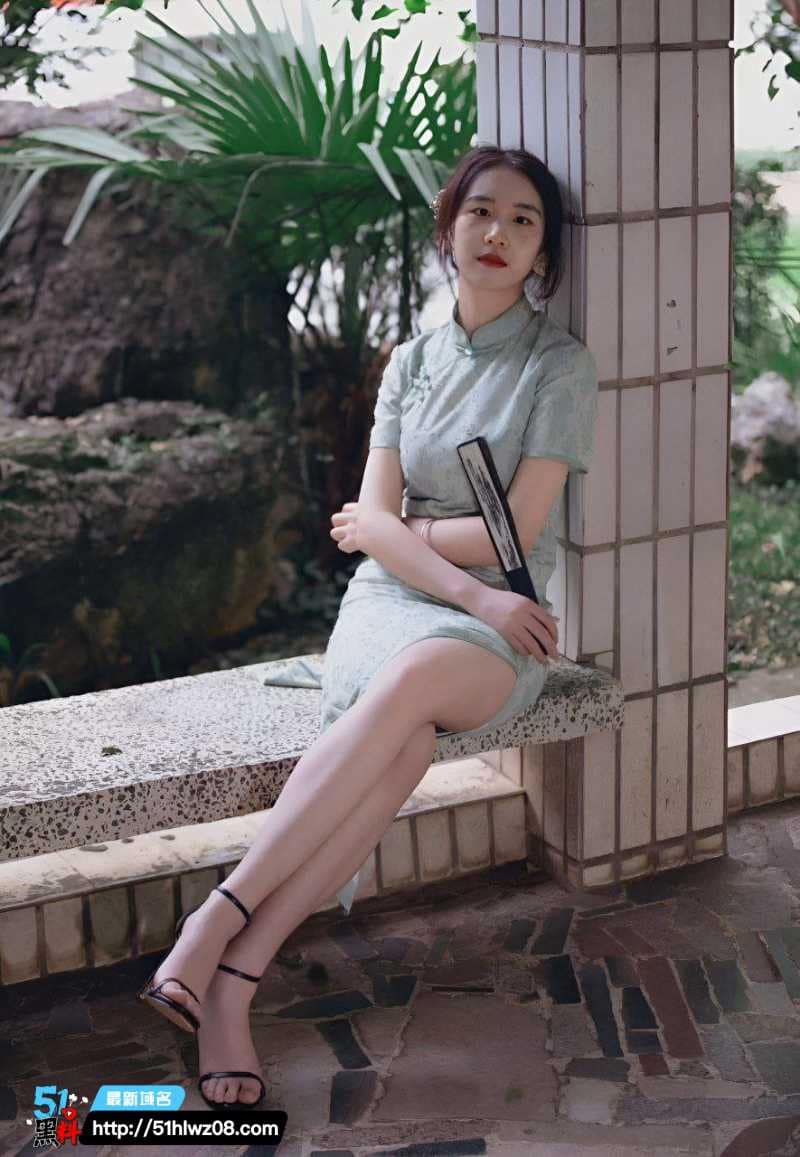 许敏敏看着像汉服小仙女私下竟然这么野丨南通极品反差3P大乱斗 汉服福利