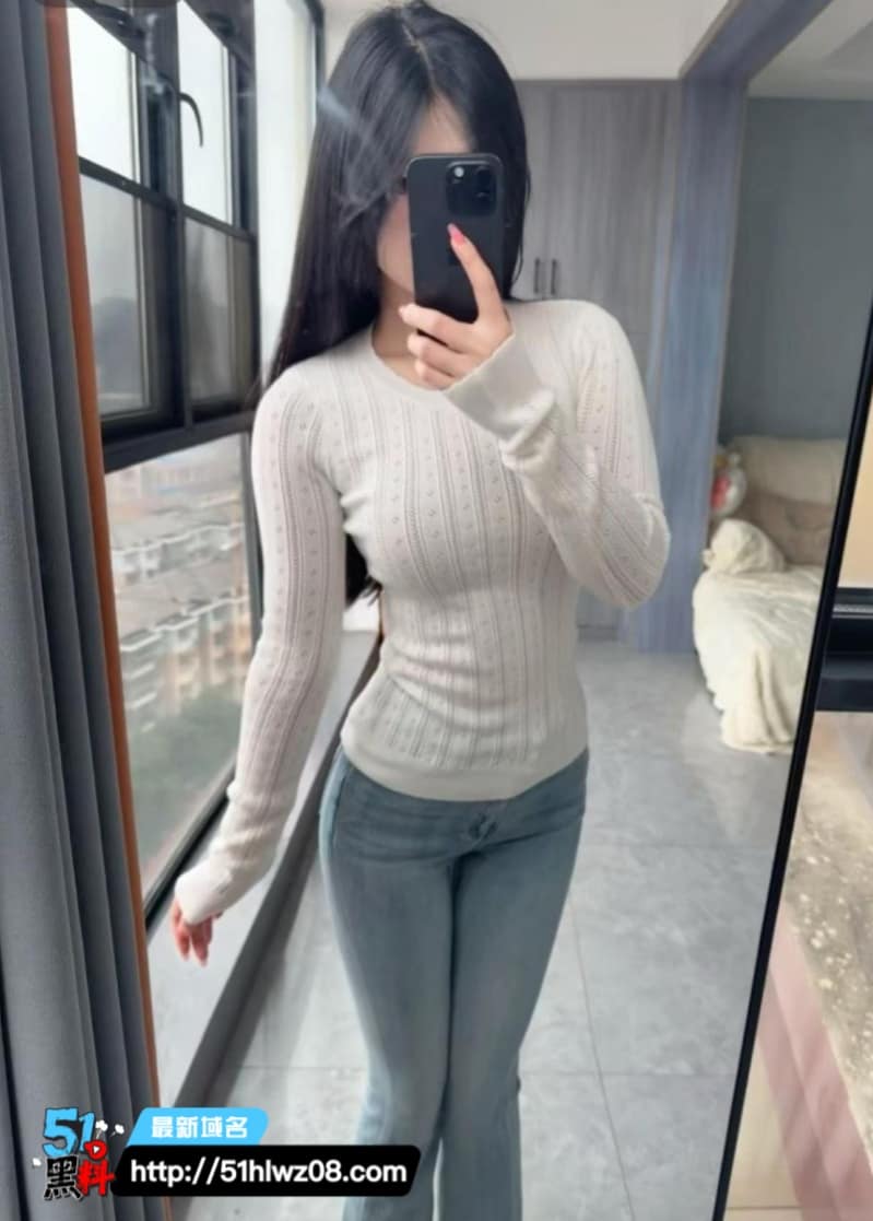 李晓楠这波自慰反差我是真没绷住，大一妹子戴眼镜也能这么顶 校服诱惑