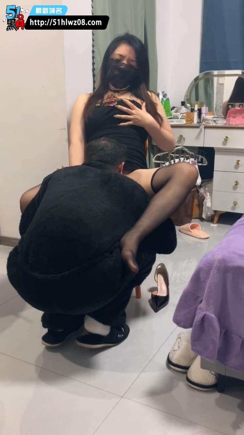 黑蝴蝶嫩穴实录丨小姨子穿旗袍诱惑姐夫内射细节流出 乱伦爆料