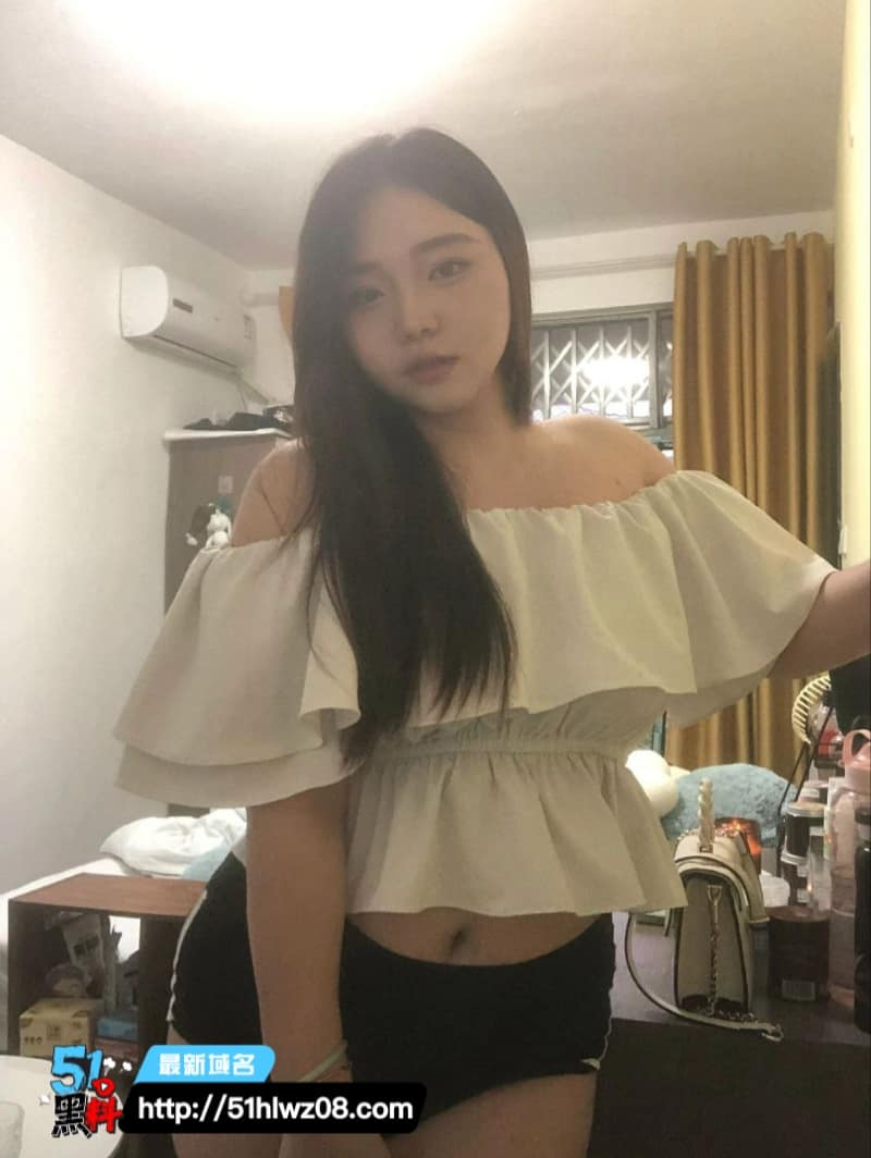 湖南信息学院街舞社这妹子也太顶了，骑在上面疯狂扭腰简直是榨精机器 反差