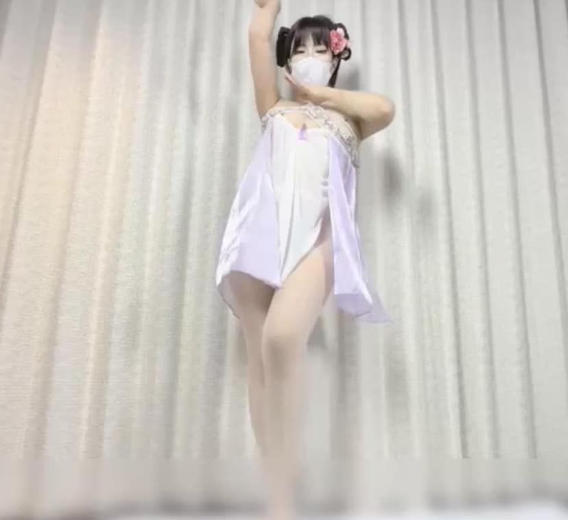 工藤静香糖心Vlog内幕,宫裙半褪后入细节太顶 完整视频在线播放