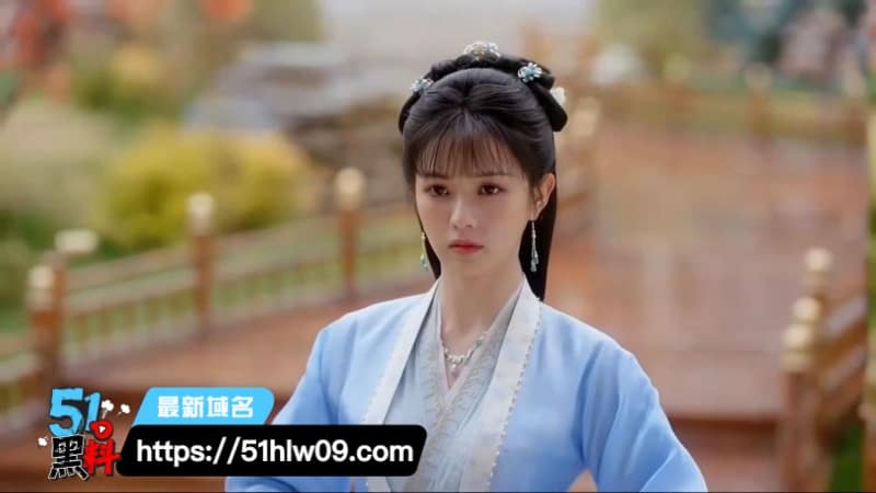 卿卿日常尹峥AI魔改版把李薇郝葭双女按在榻上轮番狂干射满深处