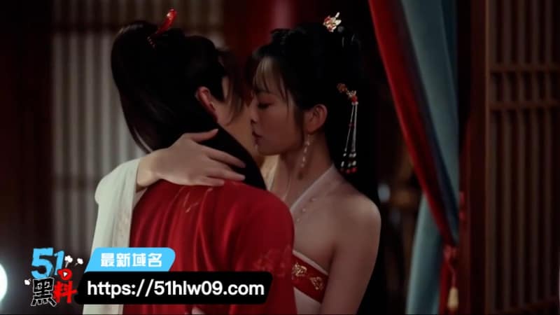 卿卿日常尹峥AI魔改版把李薇郝葭双女按在榻上轮番狂干射满深处 肉体盛宴