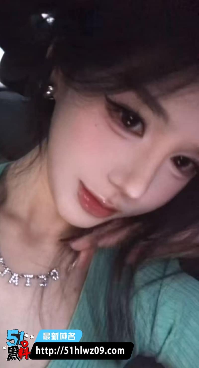 孙敏洁看着清纯娇滴滴，私下拍片创业被男友操到哭喊求饶