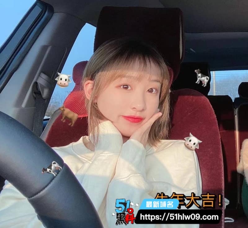 刘祈瑄黑丝OL制服瞒老公开房被炮友猛干到失神 51黑料