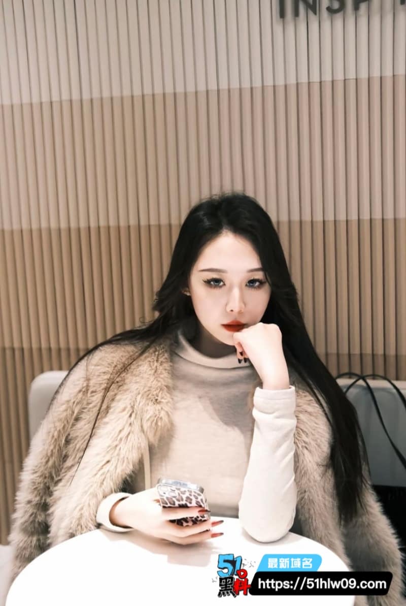 张妤欣私密实录流出丨青岛医美老板娘反差太猛，第一part就直接顶到底 白虎