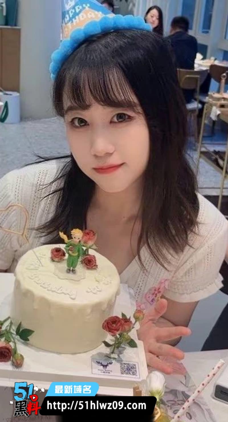 马晨阳白虎自拍被爆性病疣体反差太猛独居女神私下被捆绑调教 尖锐湿疣