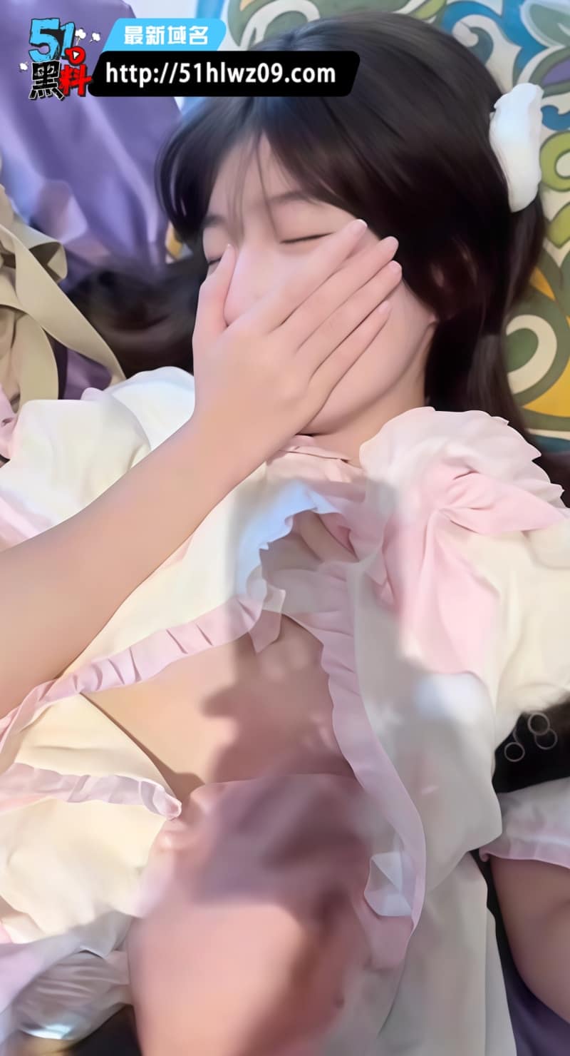 洛丽塔合集这波真的顶，白丝裙下被干到哭喊太反差了 白虎