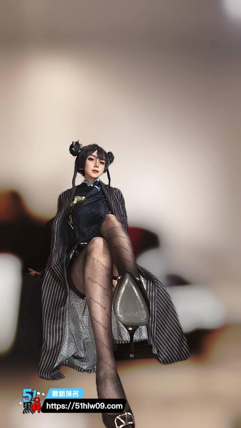 荷官鱼酱表面是二次元甜妹私下竟这么野，这反差质感确实顶 Cosplay