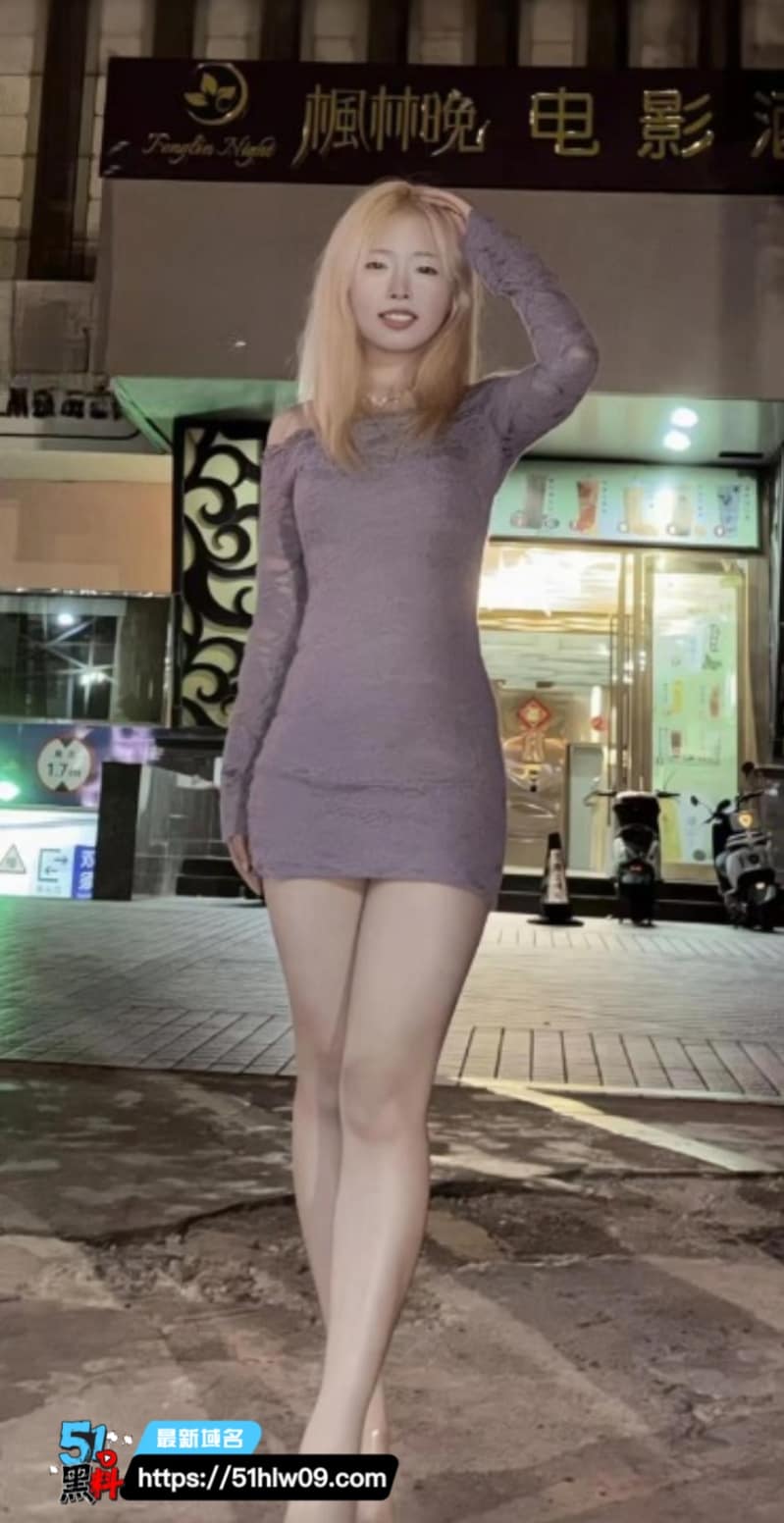 笨蛋小妮私下竟然这么野丨和闺蜜合拍裸舞反差感直接拉满 裸舞定制