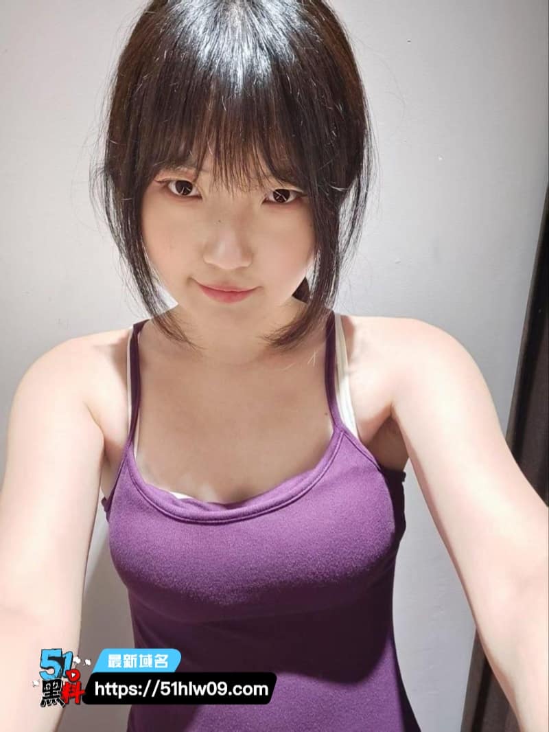 郑州李佳欣这反差真绝了，裸聊自慰到无套内射看得我直接愣住