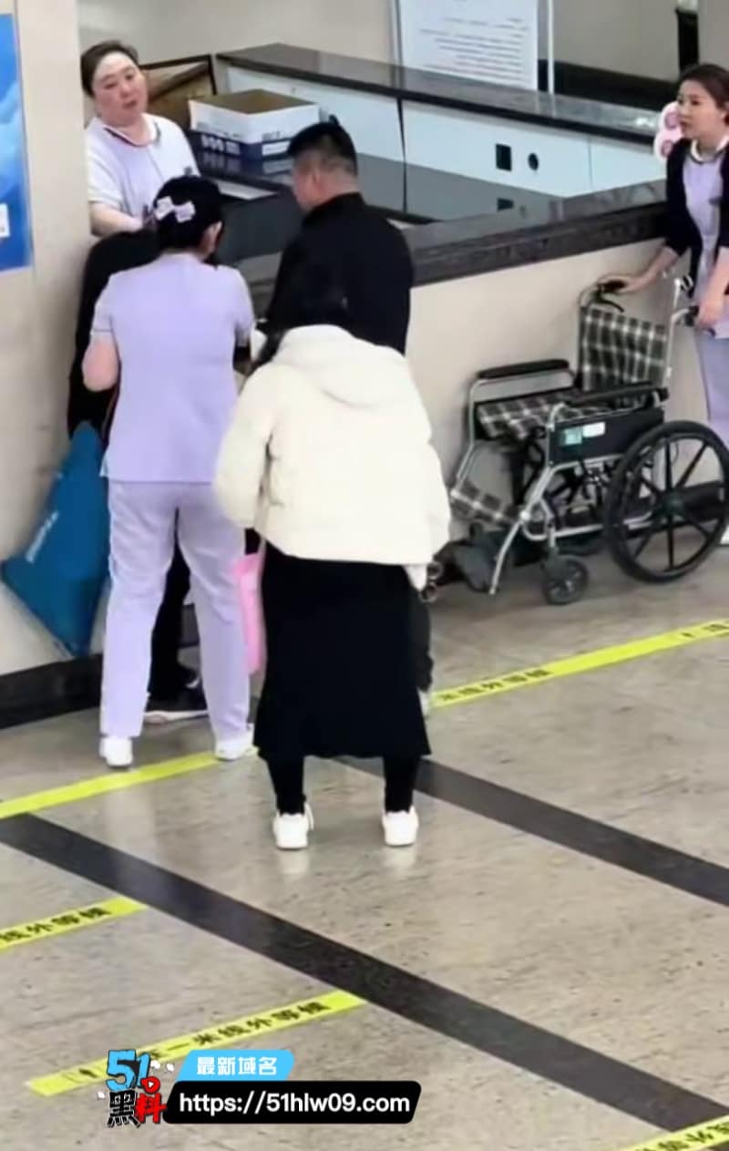 长春妇产医院男子陪妻检查丨得知男医生接诊竟崩溃喊老婆被玷污 产前检查闹剧