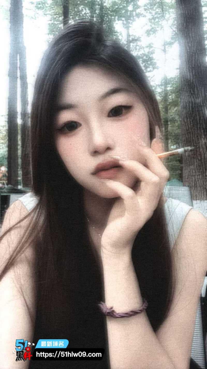 许珊珊这波自拍露脸视频太顶了，巨乳深喉那段我反反复复看了好几遍 深喉口交