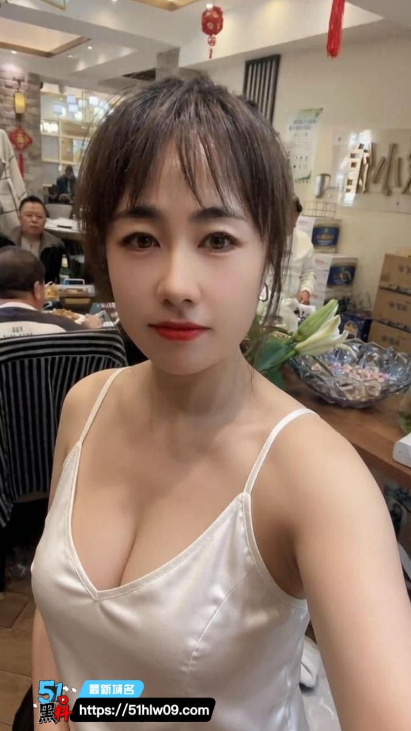 韩艳丽这波鸡西大奶少妇反差太绝，被干到翻白眼真没在装 熟女反差