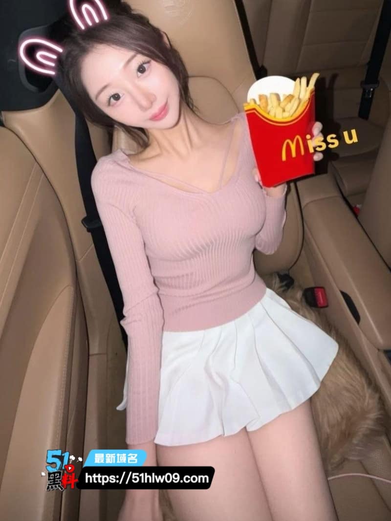 顶级网红御姐私密实录丨直播间高冷女神私下竟是富豪专属母狗 美臀粉穴