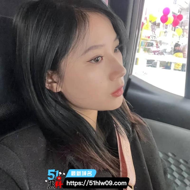 瑜伽老师上课突然发情，回家换上黑丝勾引男友细节太顶 无套实拍