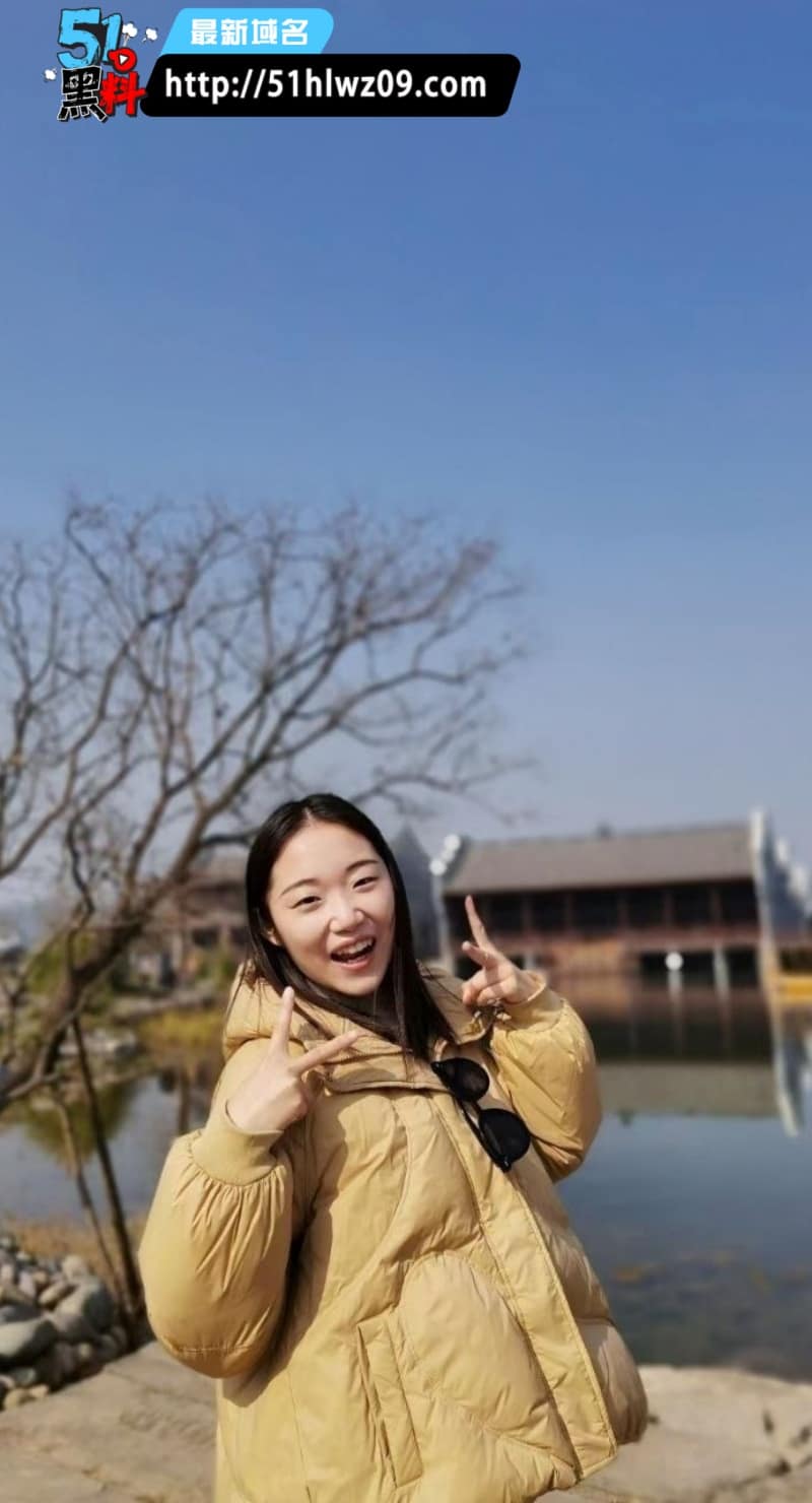 甄文秀工商大学校花宿舍自拍被扒，这反差感我真的直接看呆了 大学生自慰视频