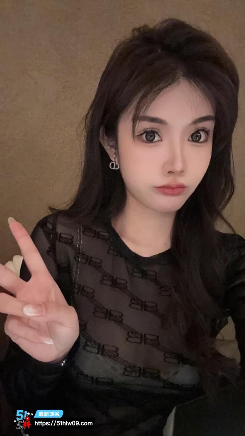 高颜值人妻私密视频流出丨跪舔深喉再跳裸舞反差太猛 人妻做爱实录