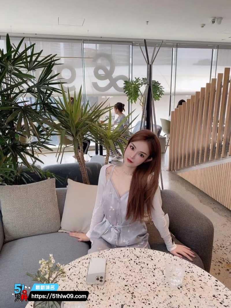 高颜值人妻私密视频流出丨跪舔深喉再跳裸舞反差太猛 福利