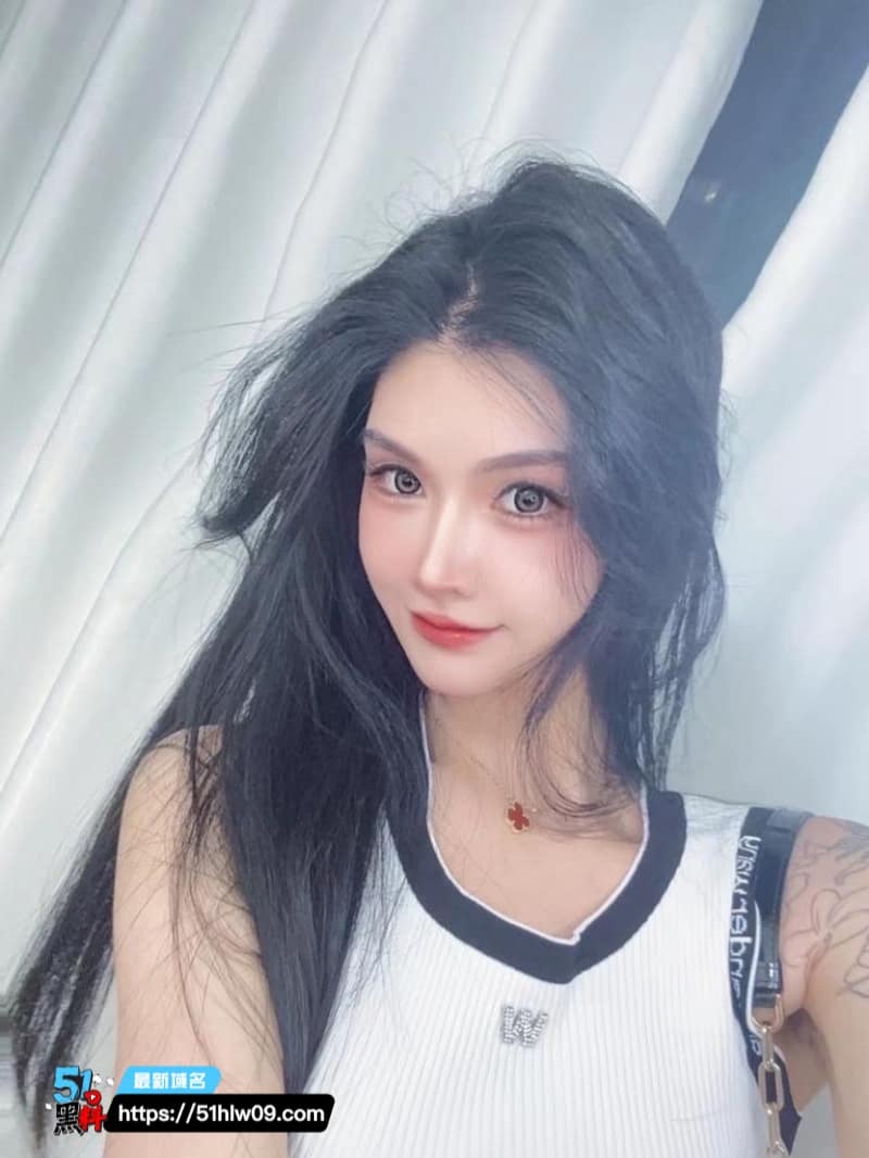 高颜值人妻私密视频流出丨跪舔深喉再跳裸舞反差太猛 推特