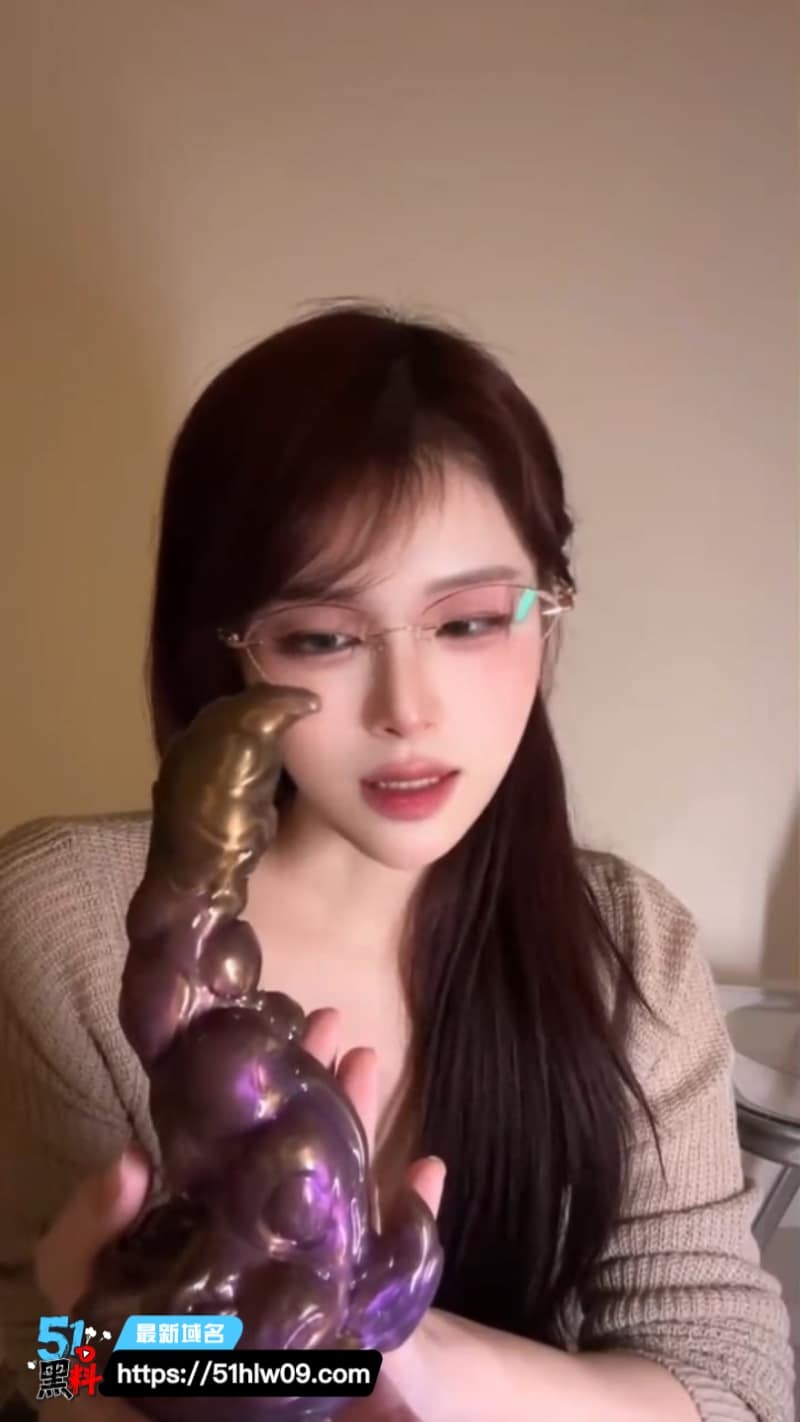 御姐女S测评高价玩具口交翻白眼阿黑颜露脸太顶了 推特