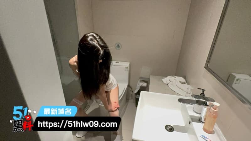 夜战二哥抓到女友偷抠自慰丨看着端庄私下这么浪确实顶 女友自慰