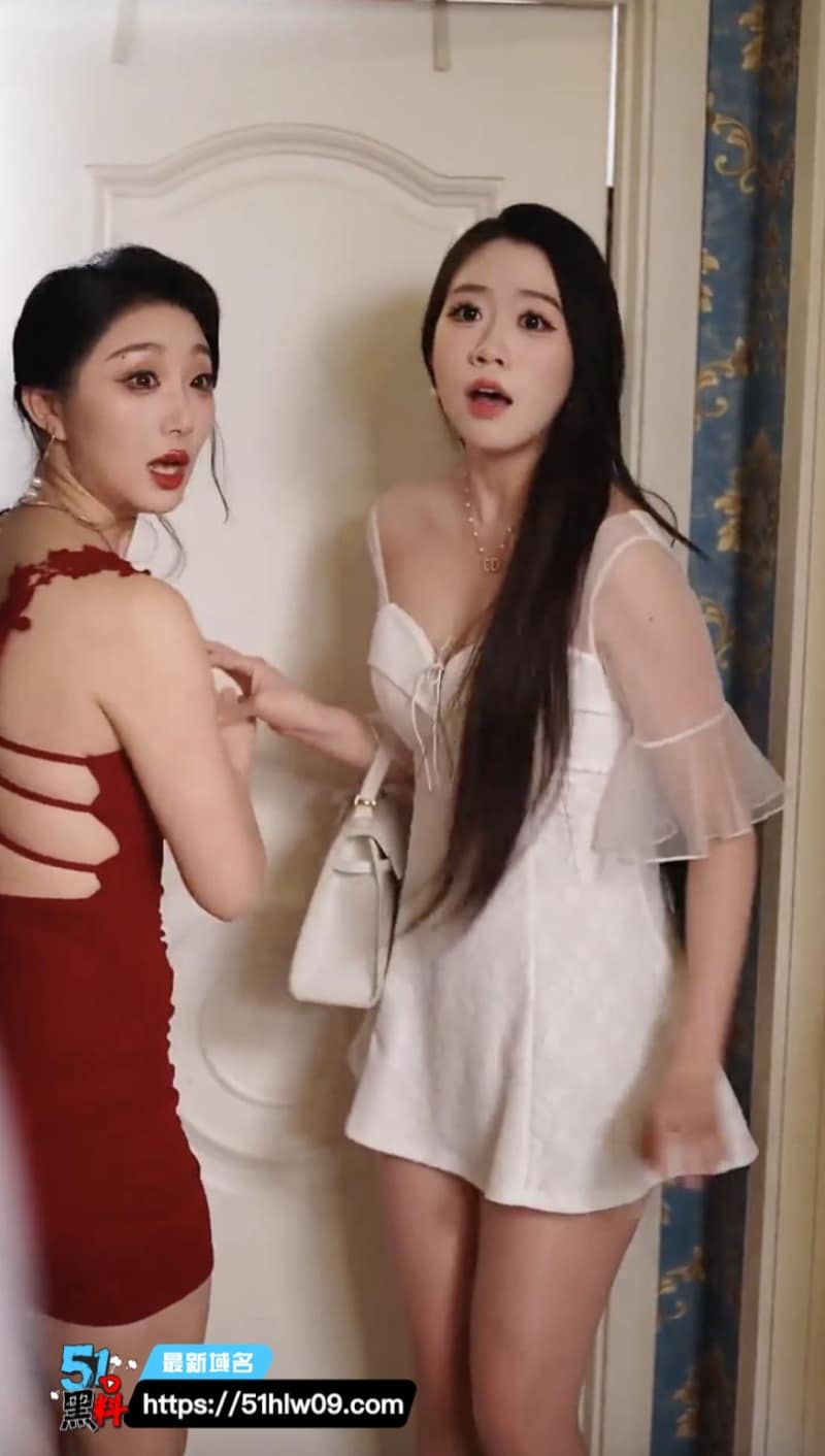 上门小厨内幕流出丨三位极品美女围攻帅厨师尺度直接拉满 福利