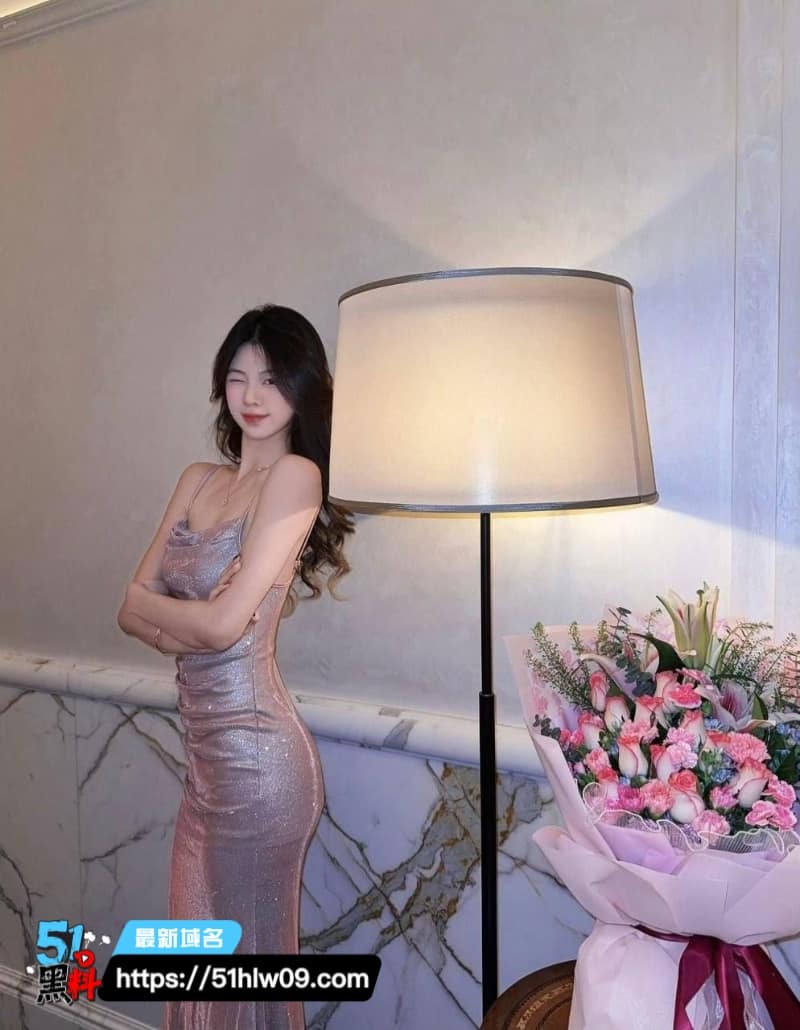 抖音网红欣怡私密实录流出丨表面仙女背地里跪舔网友反差太顶 网红约炮