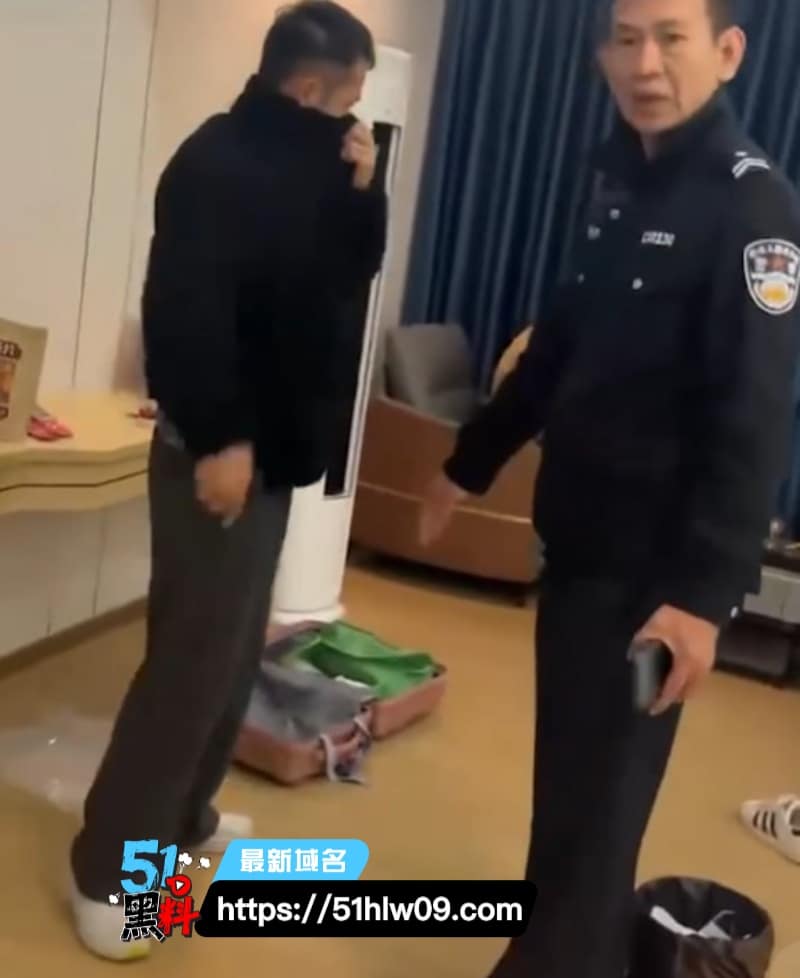 邱周宇舒丹慧这波酒店抓奸太绝了，甲子中学体育英语老师反差真大 教师反差