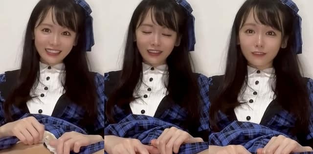 Yua白丝学院风双具狂插喷水高潮脸红到失神