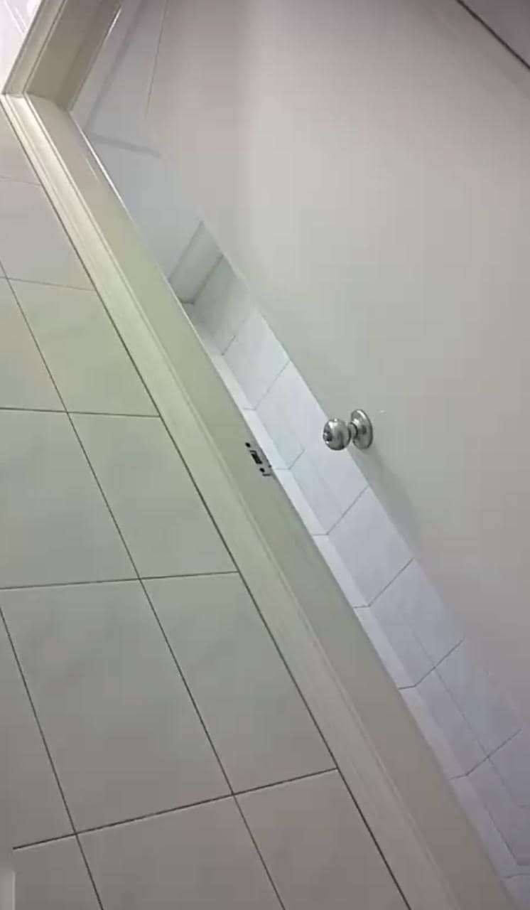 小吃店厕拍合集丨看着端庄的少妇私下尿得这么猛 完整视频在线播放