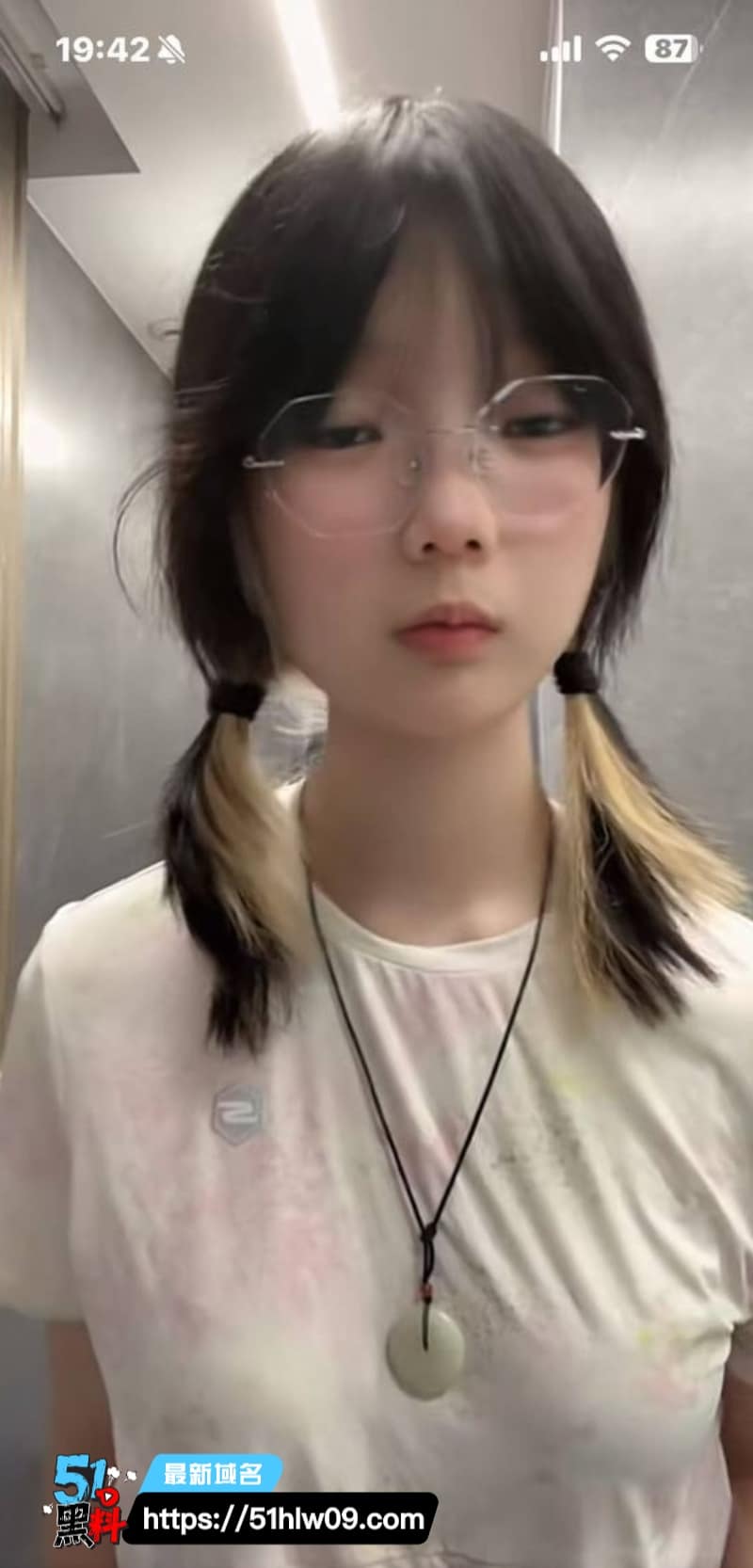 英国留学生Violent被学长调教成母狗，国内男友气到曝光视频 调教视频
