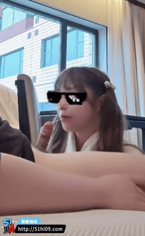 推特淫妻这次真绝了，被健身小哥按头深喉反差太顶 推特福利