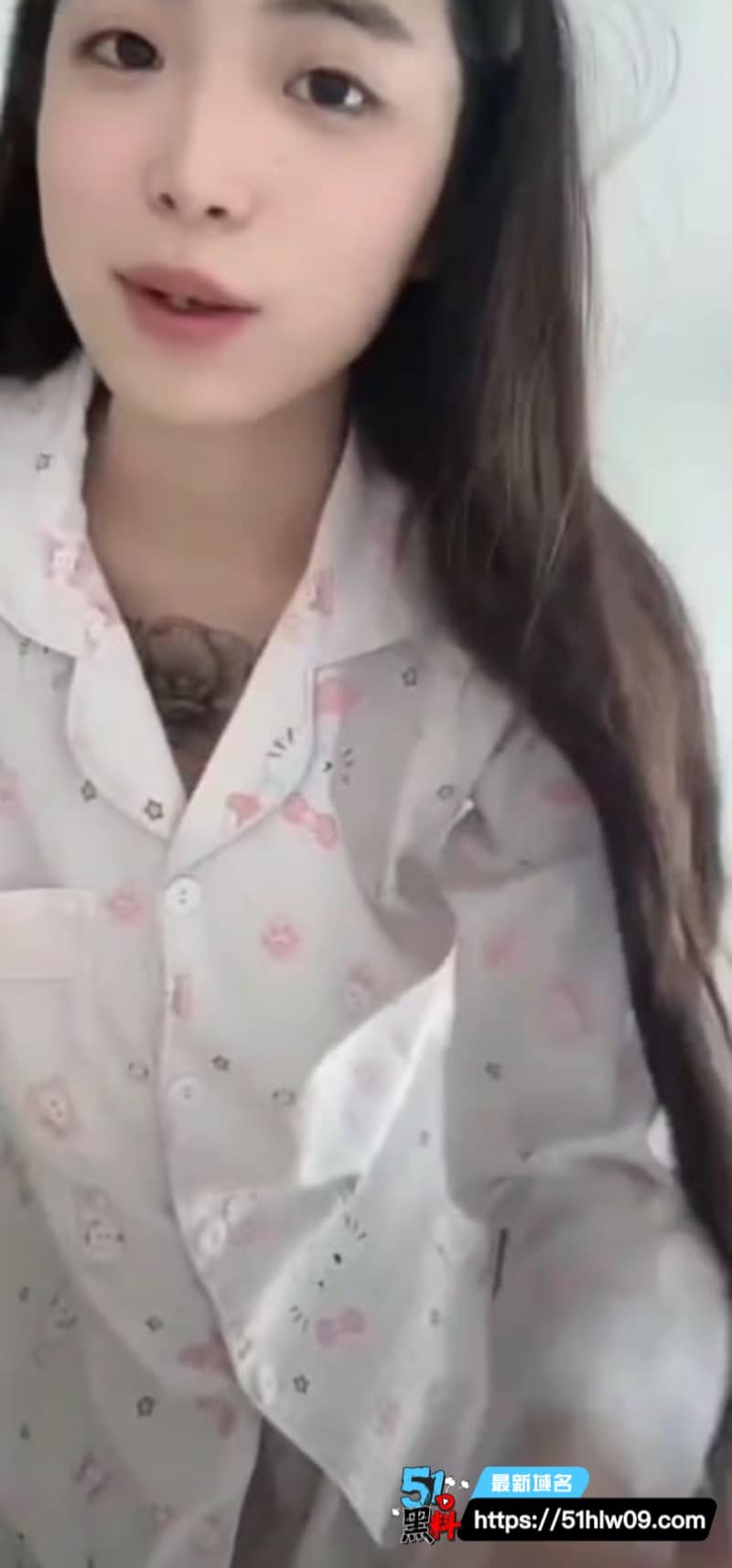 快手网红真空睡衣走光乳头凸起被拍到巨乳晃动太顶了 乳头外露