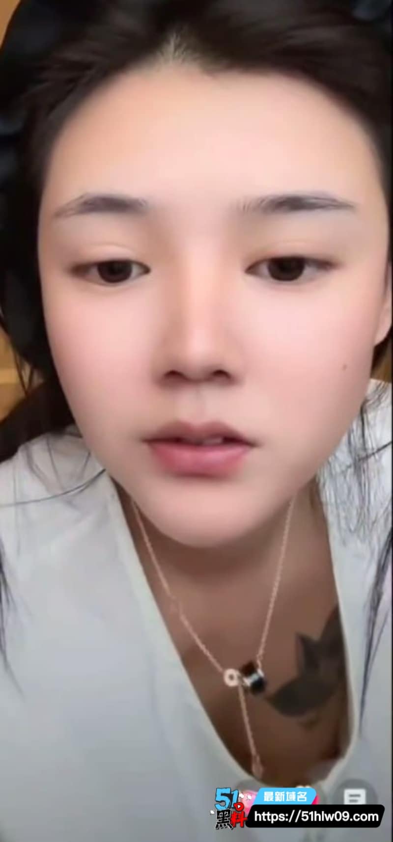 快手网红真空睡衣走光乳头凸起被拍到巨乳晃动太顶了 福利