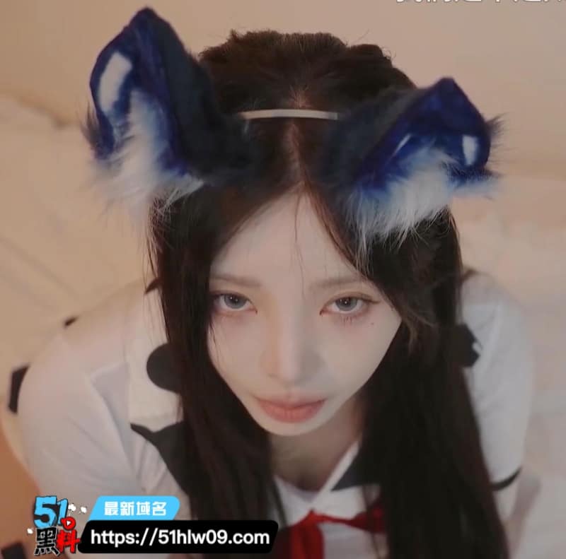 Yoonying这波别墅双女ASMR我是真没绷住，这耳语声也太顶了 秘密别墅