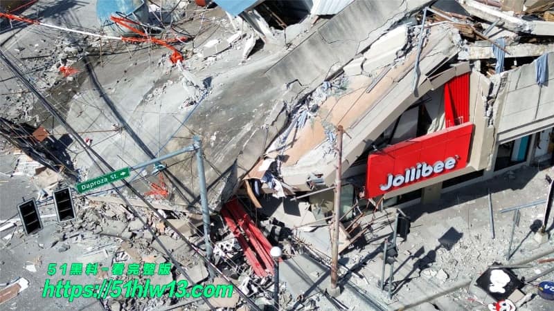 菲律宾8.2级强震突袭，棉兰老岛监控拍到建筑疯狂摇晃