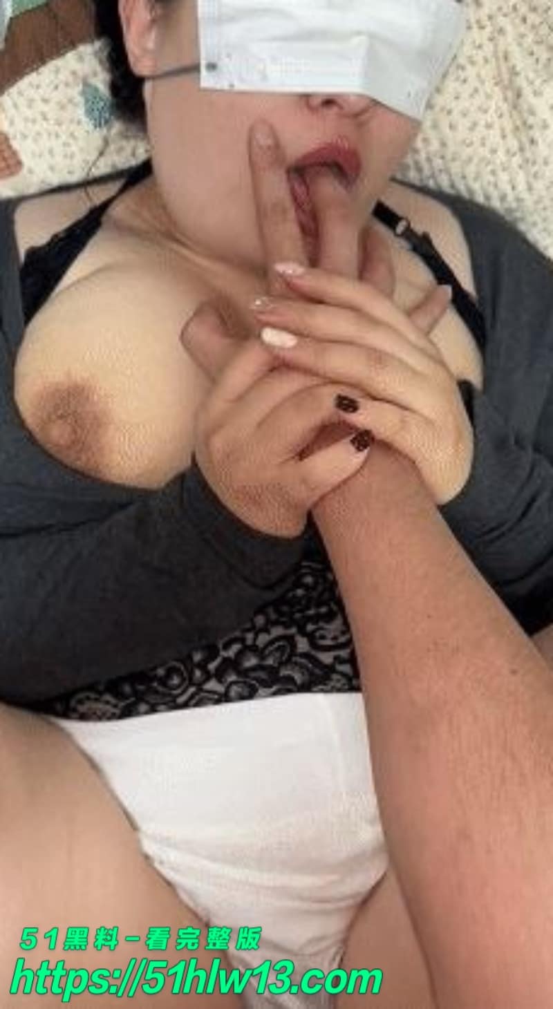 海角社区巨乳亲表姐趁姐夫上班被疯狂调教扇脸内射全过程 爆料