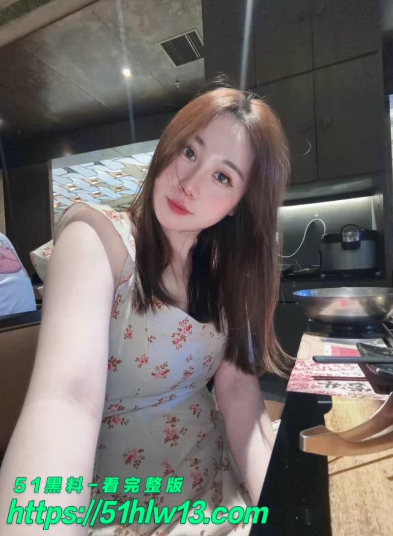 渣渣玉这波定制乘骑也太敢了，肥臀肉浪直接把镜头给顶爆了 乘骑福利