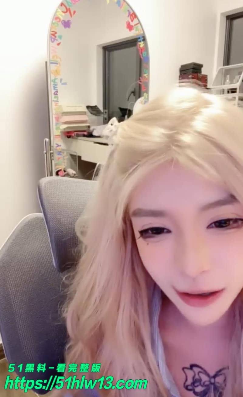 半糖私密视频流出丨这波尺度真绝了，床上发情模样太勾人 推特视频