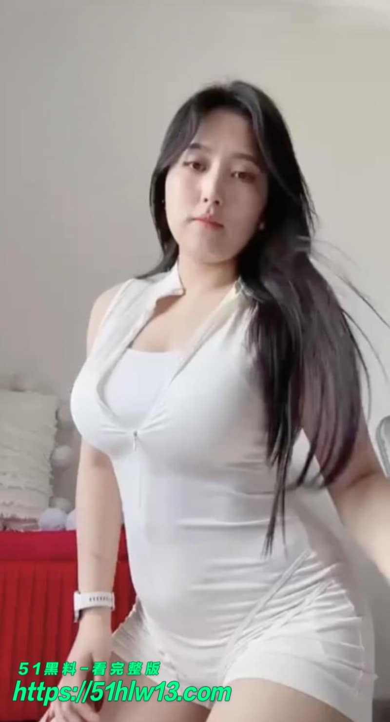 快手啾啾爱跳舞美娘777等网红私下玩这么野，全裸扭腰尺度直接拉满