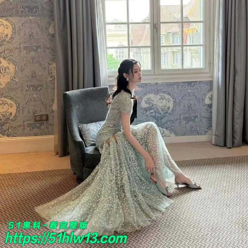关晓彤新剧戏份被狂删引爆潜规则内幕吴红梅怒怼粉丝太劲爆 明星八卦