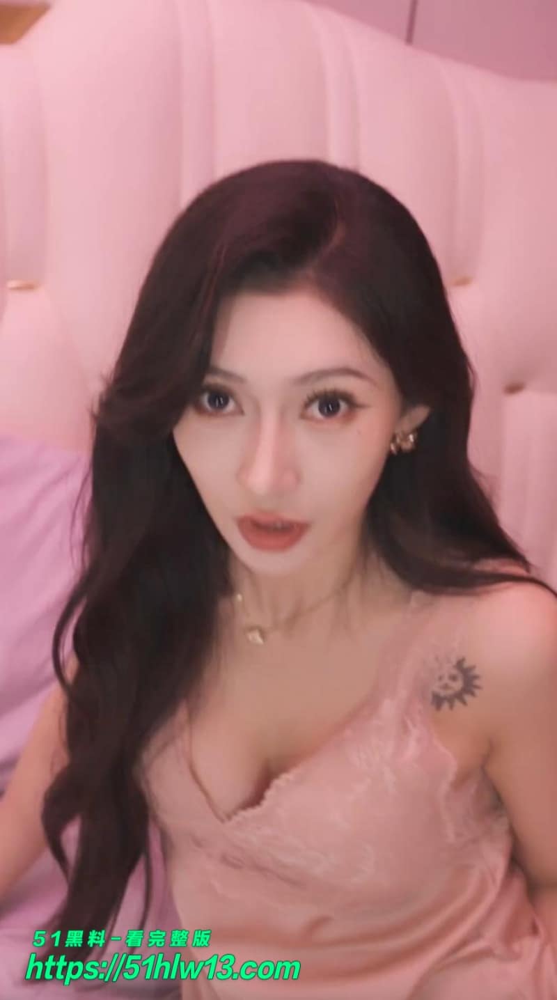 黄粱一梦阿姨私密视频流出丨黄瓜玩出花样这反差真顶 反差少妇