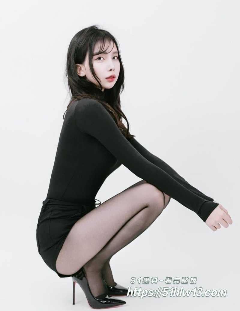 亚洲大奶妹私密自拍泄露捧胸吐舌巨乳狂晃画面太顶 推特