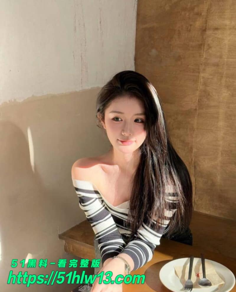 巨乳骚妓女私下玩这么野丨被老板逼着学鸡叫还测试纸太反差了 变态体验