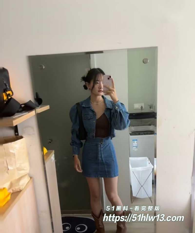 温州小姐姐酒店实录丨白衬衫撕开黑丝反差这波真顶 白浆爆操