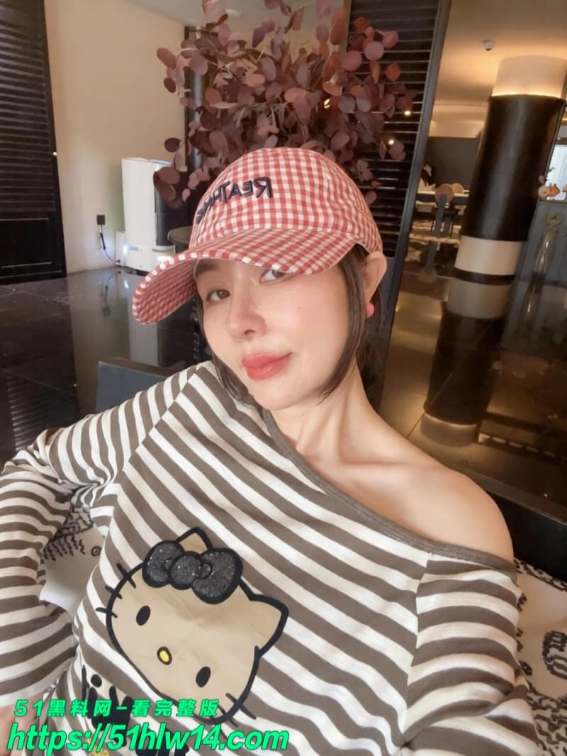 袁鸿鑫私密视频流出丨绍兴反差御姐床上求操细节太顶